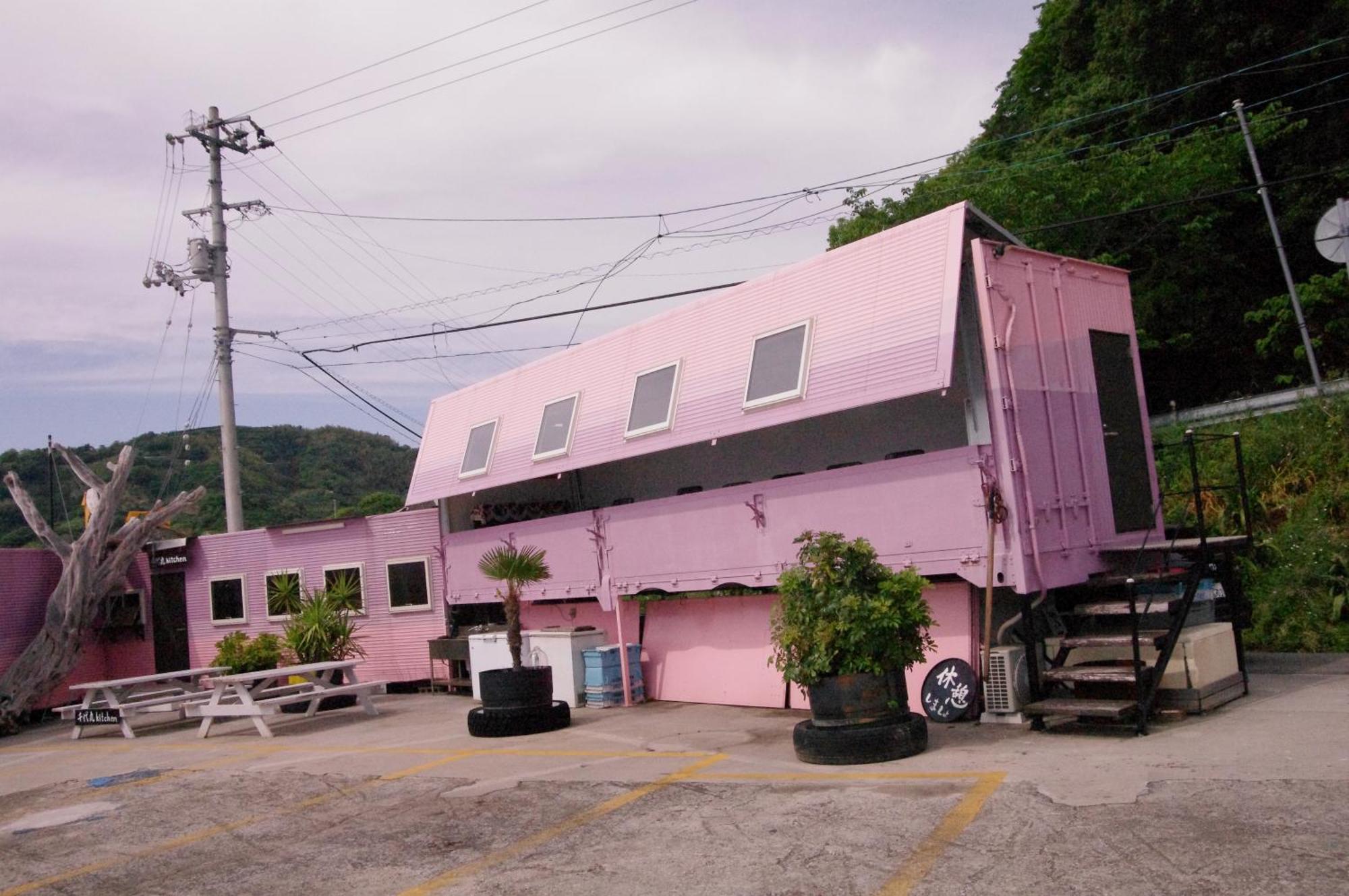 千代丸コンテナハウス Hotel Uwajima Luaran gambar